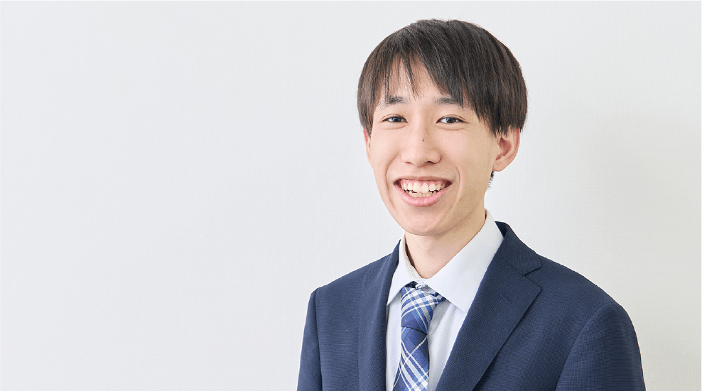 INTERVIEW 先輩社員インタビュー