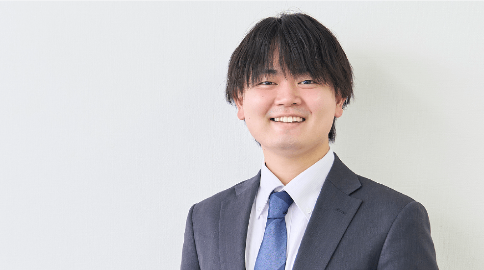 INTERVIEW 先輩社員インタビュー